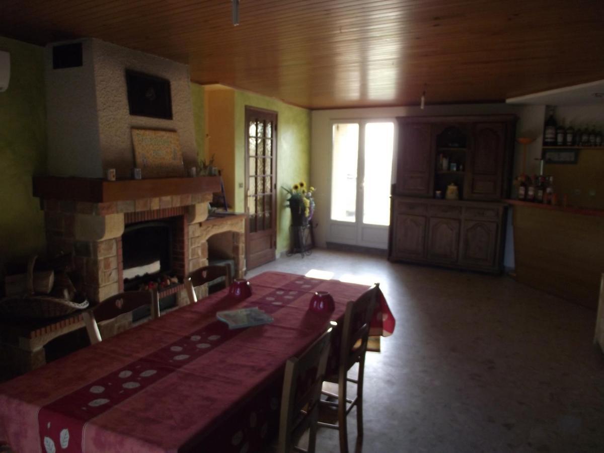 Domaine Des Cigales, Chambre D'Hotes Saint-Martin-d'Aout Екстериор снимка